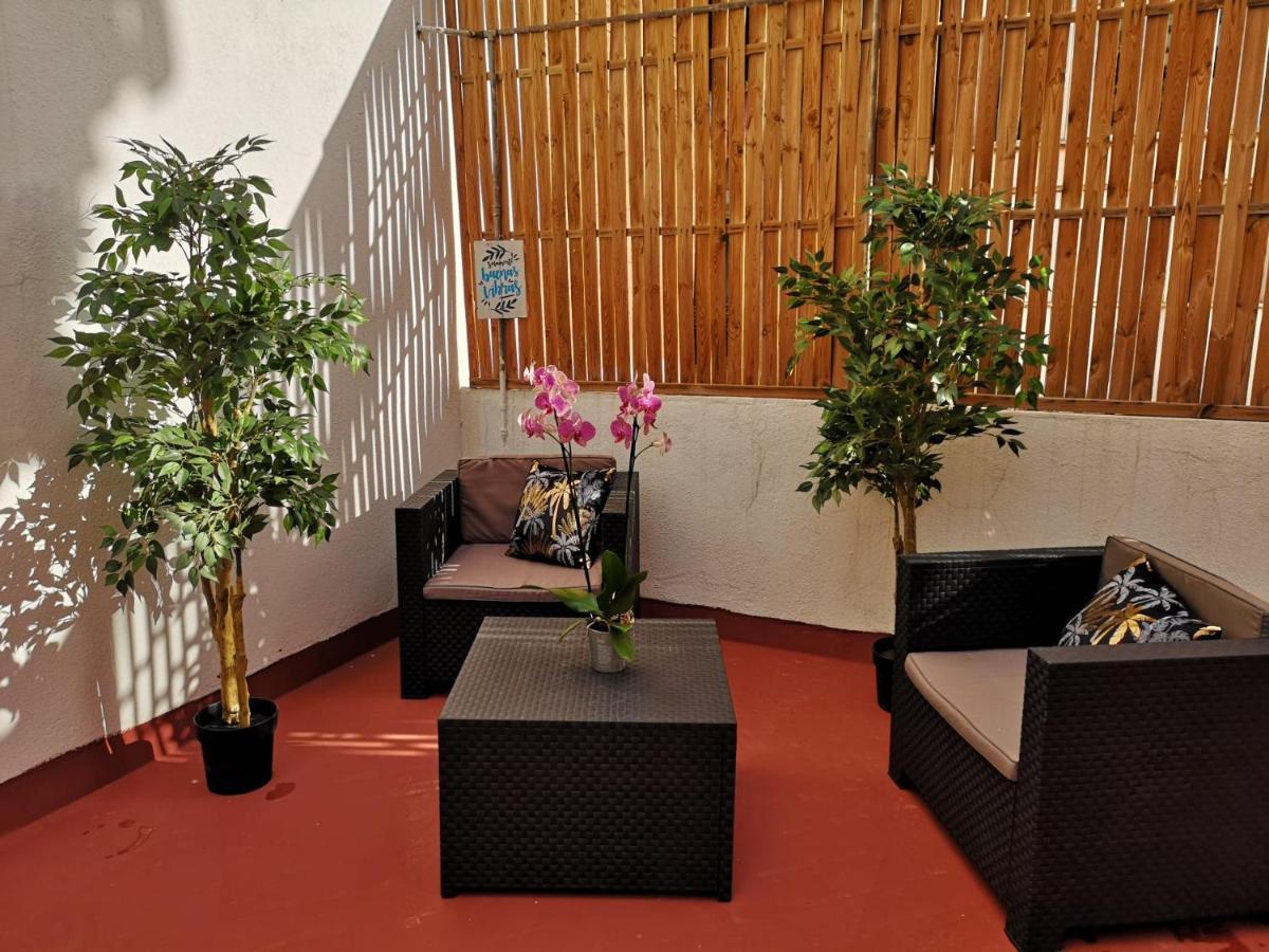 Apartahotel Casa Batito L'Hospitalet de Llobregat Kültér fotó
