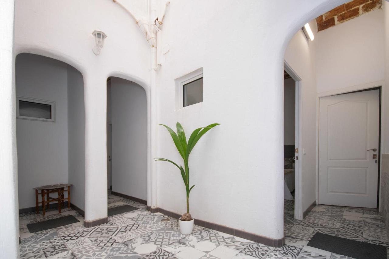 Apartahotel Casa Batito L'Hospitalet de Llobregat Kültér fotó