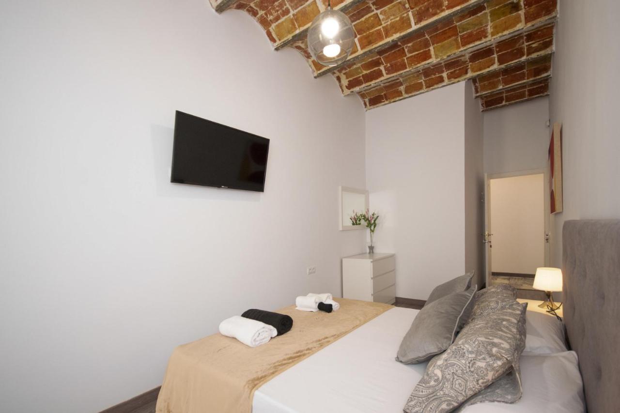 Apartahotel Casa Batito L'Hospitalet de Llobregat Kültér fotó