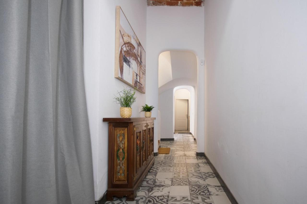 Apartahotel Casa Batito L'Hospitalet de Llobregat Kültér fotó