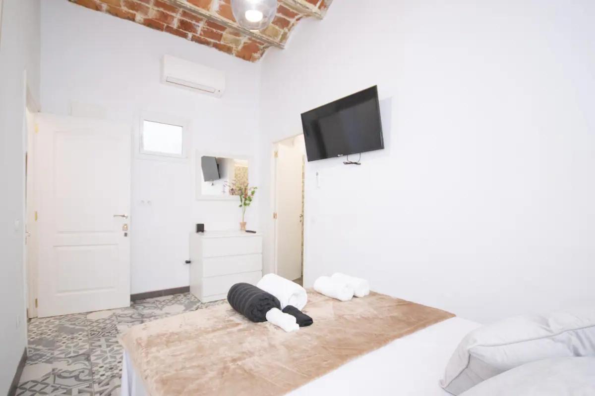 Apartahotel Casa Batito L'Hospitalet de Llobregat Kültér fotó